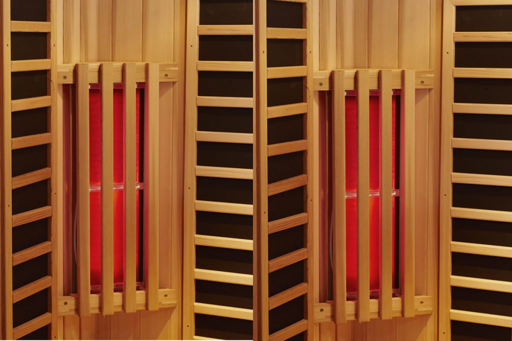 Hoe gebruik je een infraroodsauna 2022 - Uitschuifbare infrarood sauna of inbouw infraroodcabine infrarood